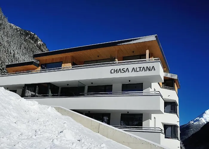 Апартаменты Chasa Altana *