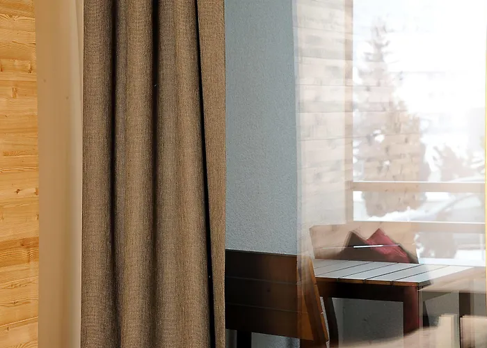 Chasa Altana Апартаменты *